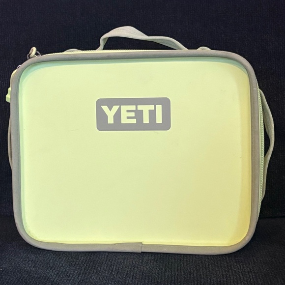 Other - YETI Daytrip Lunch Box 5L - Key Lime
